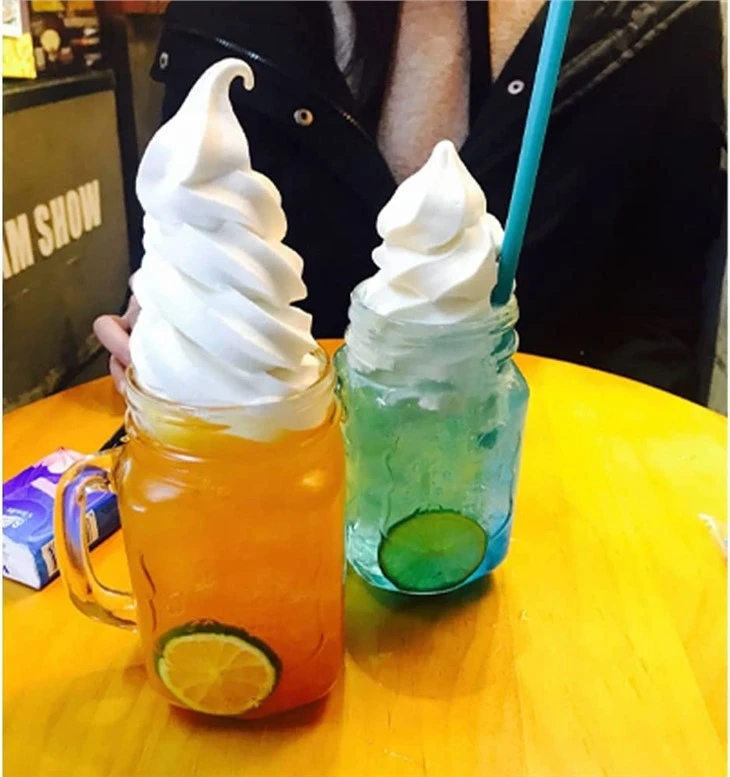 Glass Drinking Jar With Straw