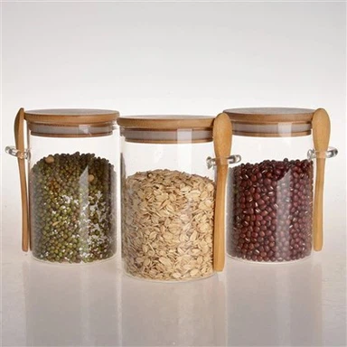 Borcane de condimente cu capace